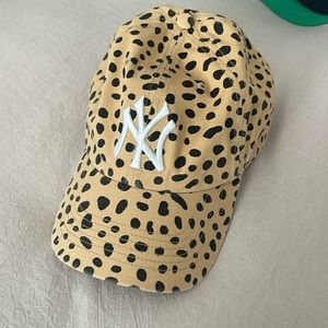‘47 Leopard Yankee Hat